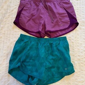 Nike Women's runner Shorts Set of 2